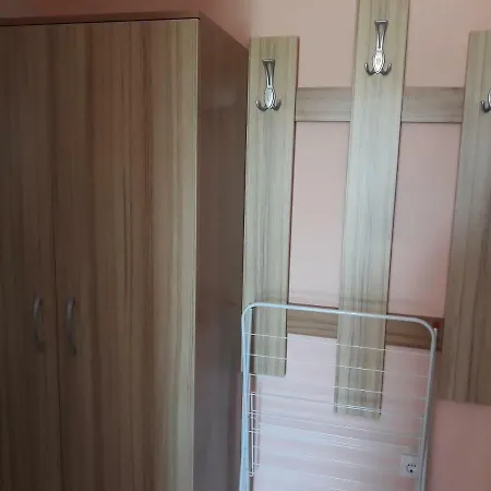 Къща Веселина Gasthuis